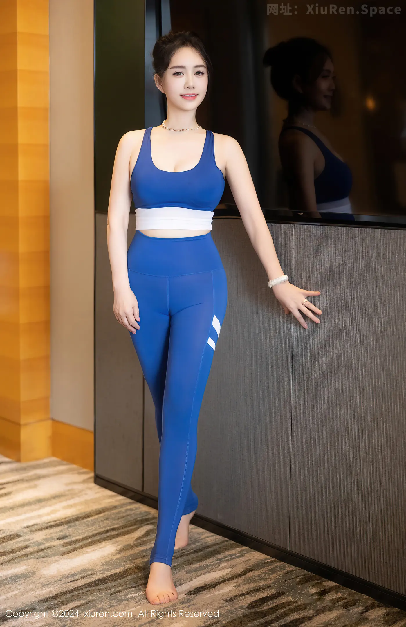 图片[3]-[XiuRen秀人网]VOL.8977 新人模特吴怡怡性感蓝色瑜伽服饰紧身秀凹凸身材惹火诱惑写真53P-秀人网官方网站